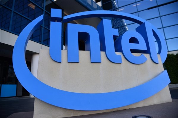 Финансовый директор Intel: компания перейдет на 7-нанометровые процессоры в середине 2021 года