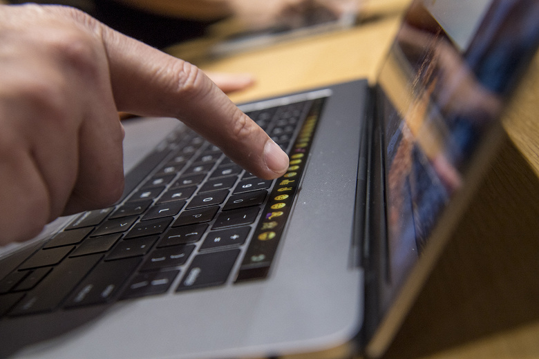 16-дюймовый Apple MacBook Pro поразит своими динамиками