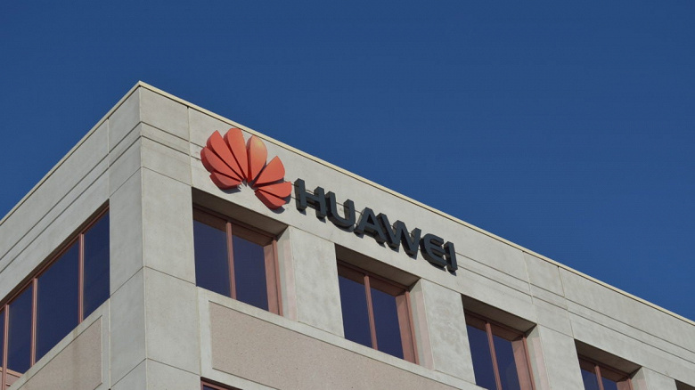 США намерены полностью заблокировать Huawei