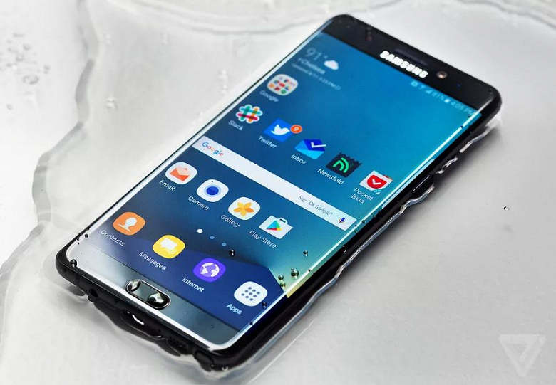 Samsung Galaxy Note7 занял второе место в списке разочарований десятилетия. В перечне также Google+, Лига справедливости, Windows 8, Sony PS Vita и концовка Игры престолов