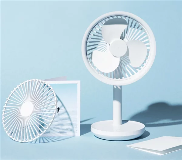 Беспроводной настольный вентилятор Xiaomi Solove Stand Fan F5 работает до 12 часов без подзарядки