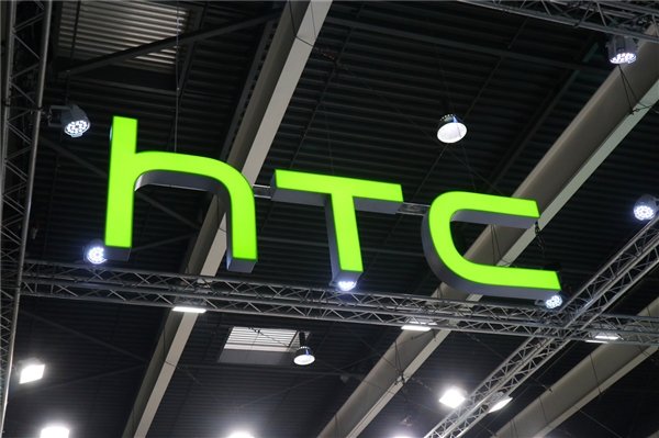 Стало известно, почему смартфоны HTC исчезли из предложения крупнейших интернет-магазинов Китая