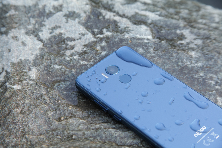Nomu M8 — стильный защищенный смартфон, покрытый... стеклом