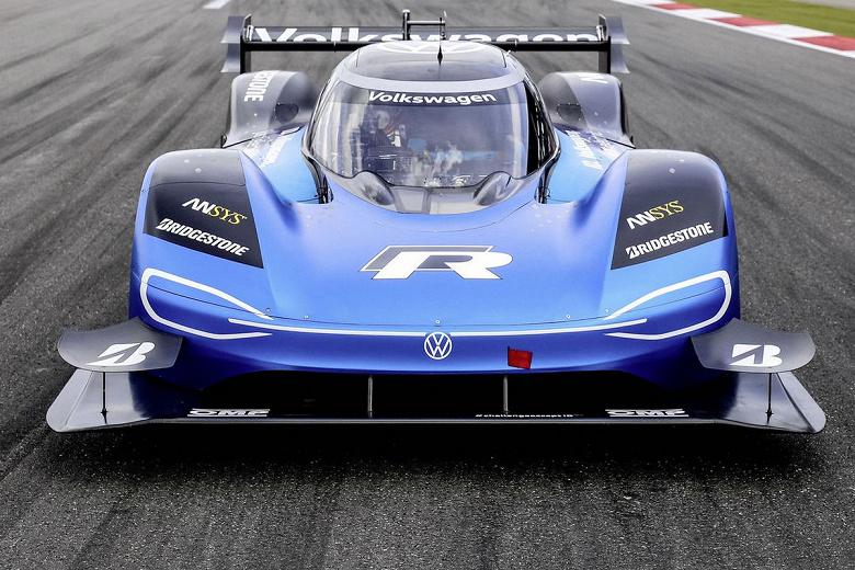 Электрический гоночный автомобиль Volkswagen I.D. R установил новый рекорд