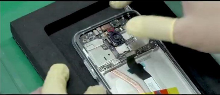 Вице-президент Xiaomi показал Redmi Note 8 вживую, модель получила камеру с четырьмя датчиками