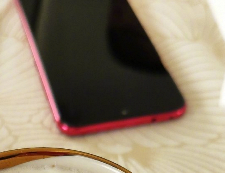 Президент Xiaomi показал смартфон Redmi Note 8