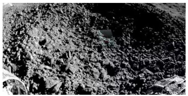 Китайский луноход изучил таинственный «гель», найденный на поверхности Луны