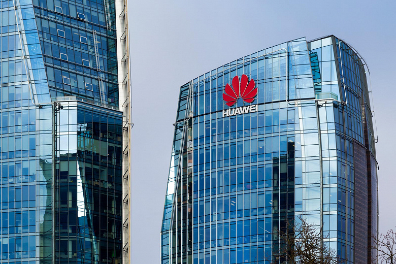 Huawei выделит разработчикам 1,5 млрд долларов