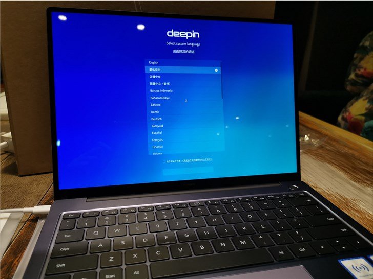 Linux вместо Windows: Huawei переводит свои ноутбуки на альтернативную ОС
