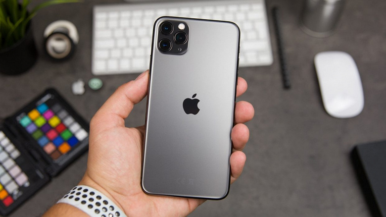 iPhone 11 Pro Max оказался только десятым в рейтинге лучших селфифонов 