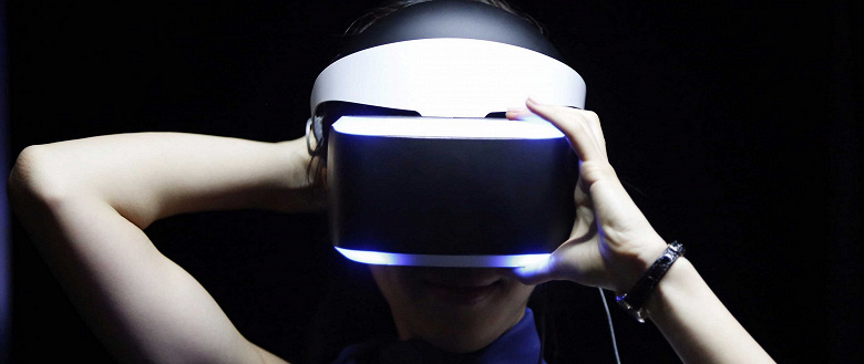 Вместе с Sony PS5 на рынок выйдет и новая гарнитура PS VR 2