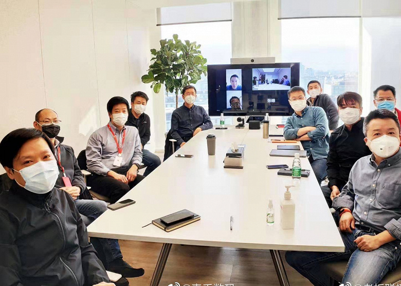 Лидер Xiaomi отправил 90-тонный самолет с помощью в эпицентр вспышки коронавируса