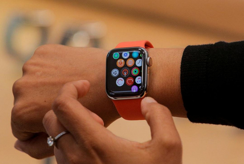 Apple и J&J возьмутся изучить, могут ли часы Apple Watch снизить риск инсульта
