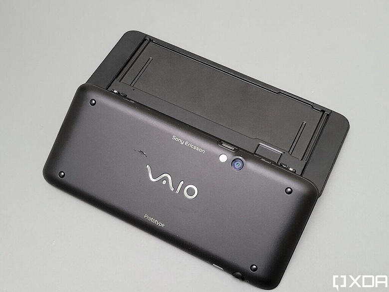 Несостоявшаяся легенда: смартфон Sony Ericsson VAIO, который мы потеряли навсегда