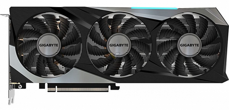 Карту Gigabyte Radeon RX 6800 XT Gaming OC на первый взгляд сложно отличить от Gigabyte GeForce RTX 3070 Gaming OC