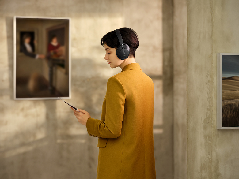 Беспроводные наушники Huawei FreeBuds Studio для меломанов предлагаются в России заметно дешевле, чем в Европе