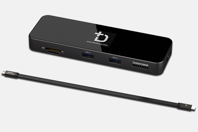 Концентратор Smart Dock для MacBook и iPad оснащен дисплеем