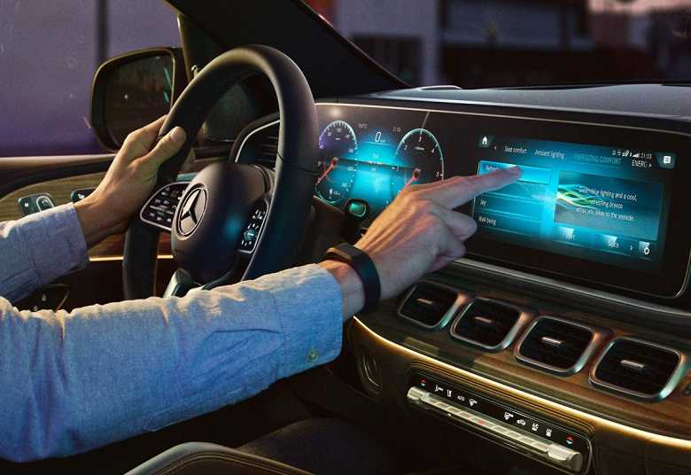 Mercedes обещает добавить в информационно-развлекательную систему MBUX искусственный интеллект