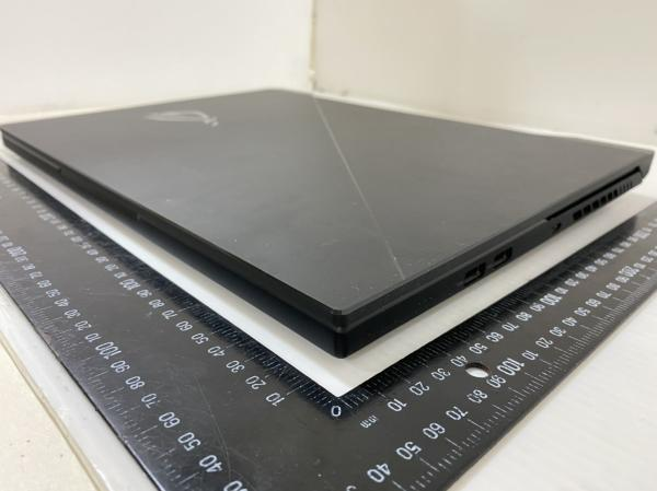 Очень дорогой ноутбук Asus с двумя экранами и вызывающим вопросы новым процессором Intel. ROG Zephyrus Duo 15 SE на подходе 