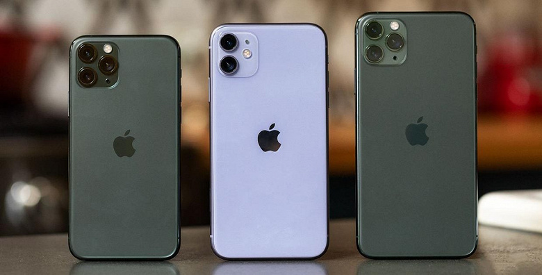 Впервые за год продажи iPhone выросли 