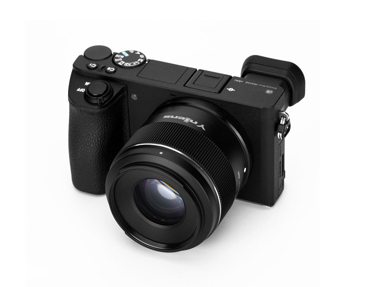 Объектив Yongnuo YN50mm F1.8S DA DSM с креплением Sony E предназначен для камер формата APS-C