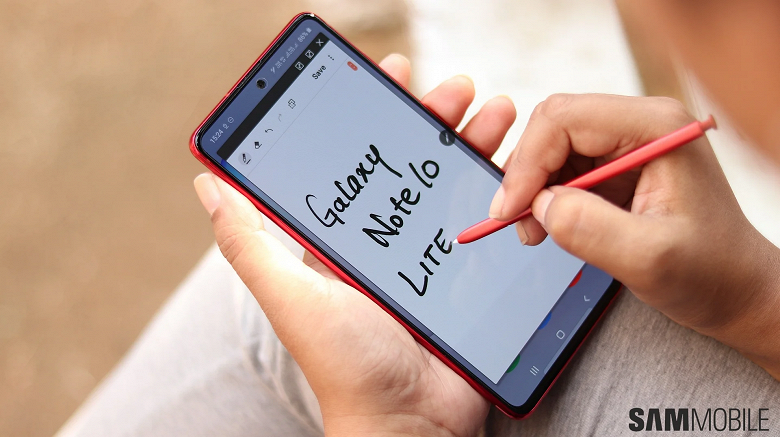 У любителей стилусов праздник. Samsung Galaxy Note10 Lite получил большое обновление с функциями Galaxy S20