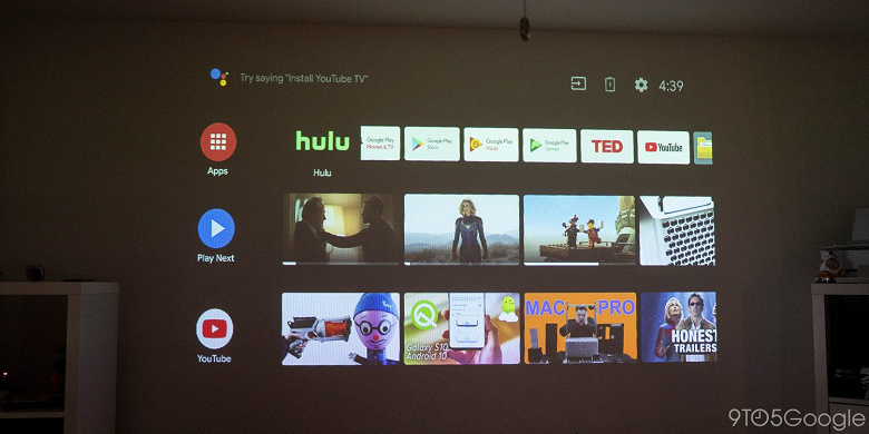 Android TV больше не будет таким, как прежде. Google меняет интерфейс умных телевизоров и готовит миниатюрную приставку