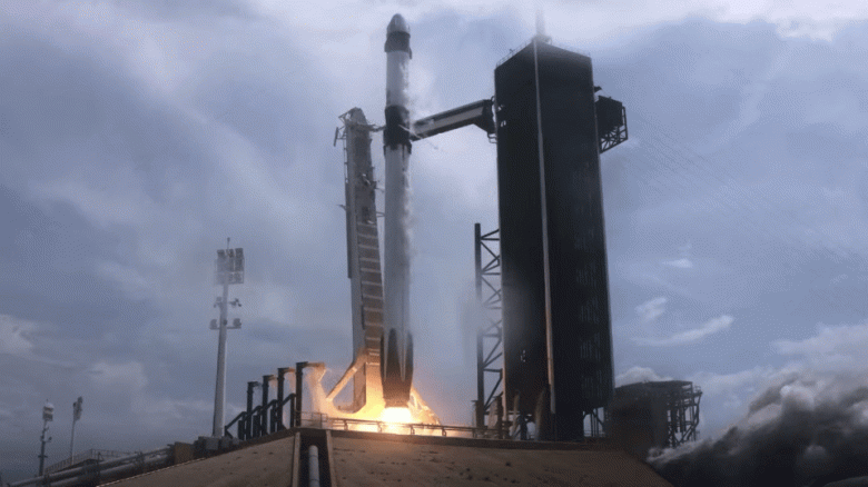 SpaceX сделала это. Состоялся первый пилотируемый запуск космического корабля Crew Dragon