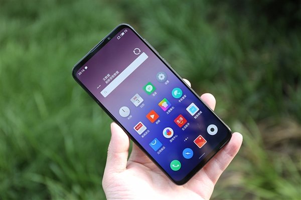 Сюрприз. Обновление Android 10 активирует 90 Гц у смартфонов Meizu