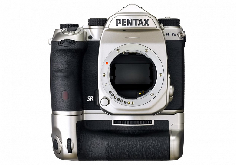 Опубликован видеоролик, посвященный будущей флагманской зеркальной камере Pentax формата APS-C