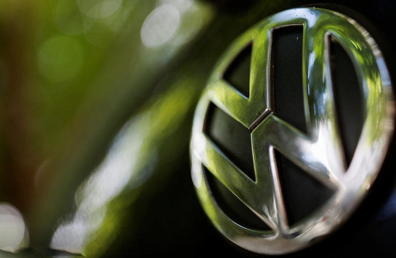 Концерн Volkswagen и китайские СП с его участием вложат в производство электромобилей 15 млрд евро Концерн Volkswagen и китайские СП с его участием вложат в производство электромобилей 15 млрд евро