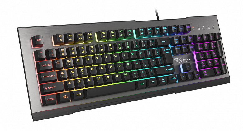 Корпус игровой клавиатуры Genesis Rhod 500 RGB изготовлен из алюминиевого сплава