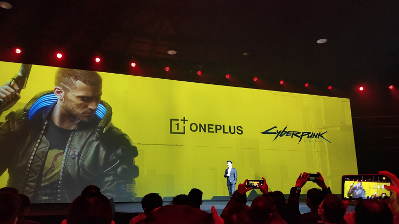 Уникальный OnePlus 8T в честь выхода Cyberpunk 2077 от создателей «Ведьмака»