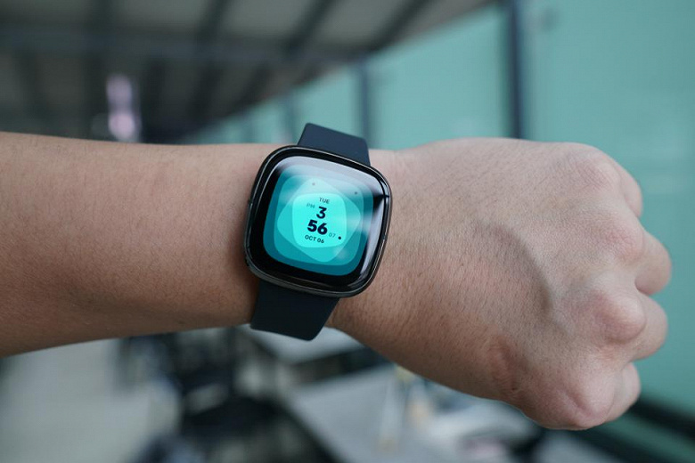 Google начала продавать умные часы и браслеты. Гаджеты Fitbit прописались в Google Store