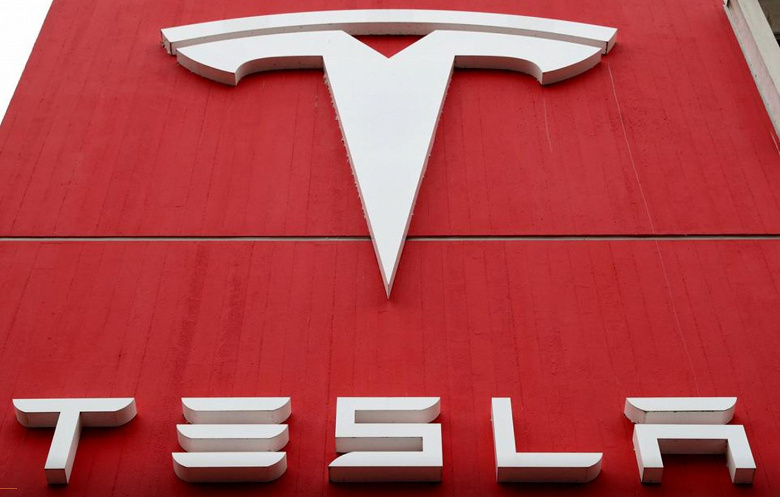Сборка электромобилей Tesla Model 3 в Калифорнии приостановлена