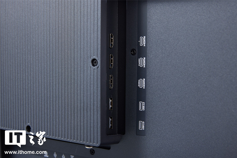 Рук не хватает, чтобы обхватить. Дешевый 86-дюймовый телевизор Redmi Max 86 на живых фото – в лифте и дома