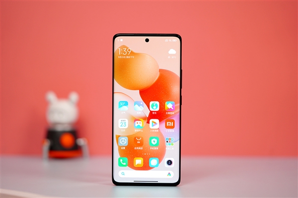 Xiaomi 12 will receive a 50-megapixel large-format sensor and a 2K screen, but such high-quality displays will not be in all models of the series