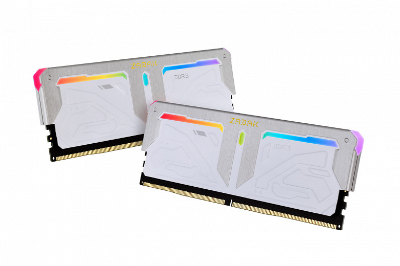 Zadak обещает до конца года выпустить комплекты модулей памяти Spark RGB DDR5-7200 
