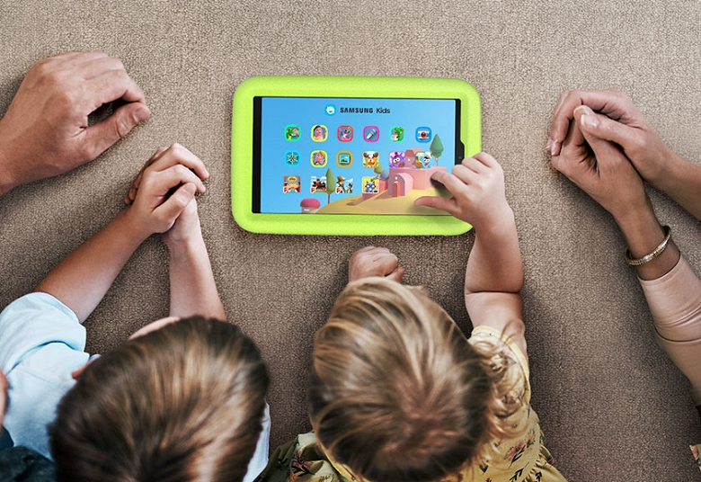 Samsung has released a new tablet for children in Russia - with fall protection and 