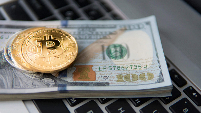 Курс Bitcoin может вырасти до 1 млн долларов. Прогноз миллиардера Барри Стернлихта