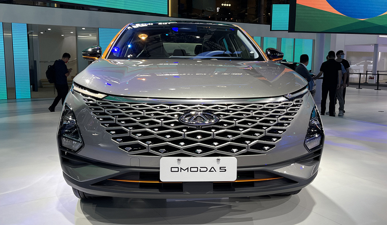 Chery brings four new items to Russia at once, including an electric car