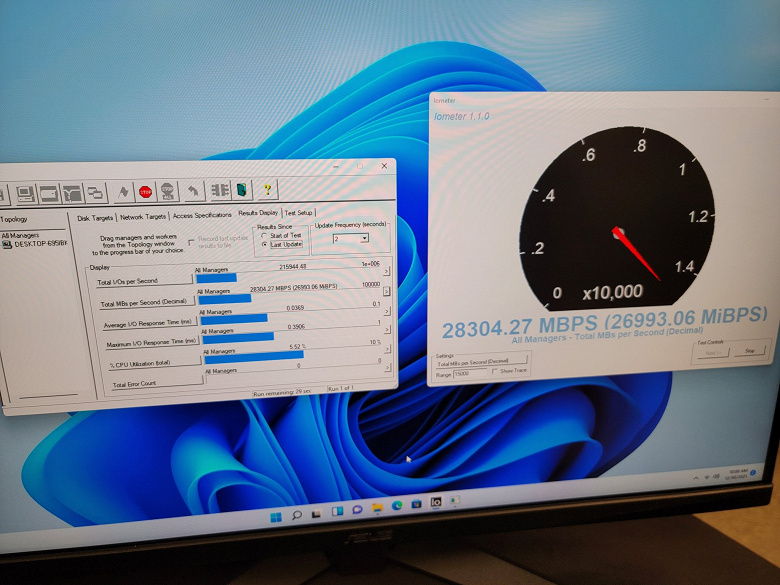 When the SSD read speed is over 13GB / s.  Intel demonstrates the work of Samsung PM1743 on the Alder Lake platform