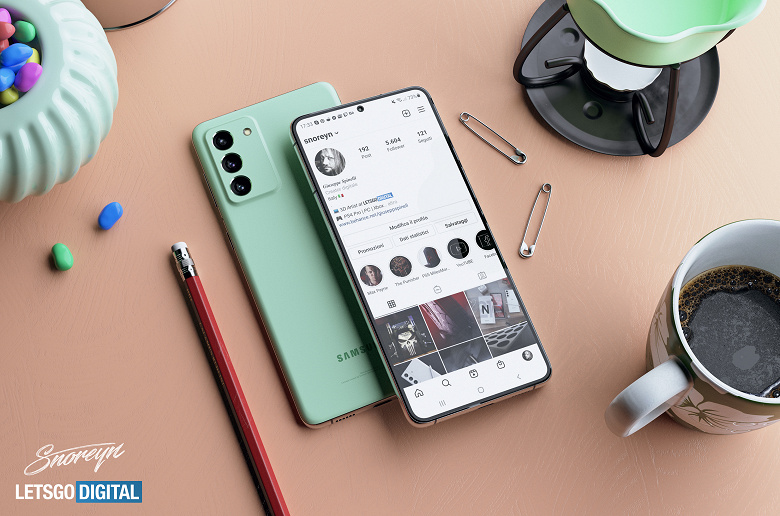 В Сети появилась красивая «распаковка»: удешевлённый Samsung Galaxy S21 FE не унаследует характерную камеру линейки Galaxy S21