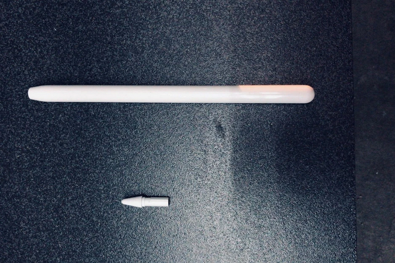 Новый стилус Apple Pencil впервые показали вживую