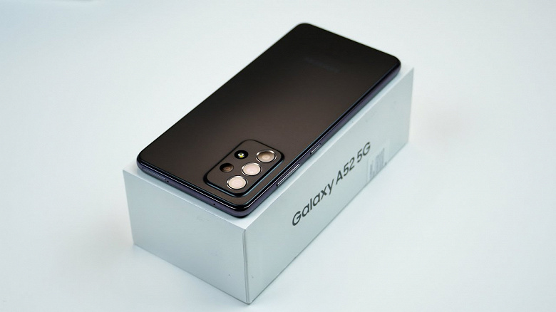 Водонепроницаемый Samsung Galaxy A52 5G поступил в продажу
