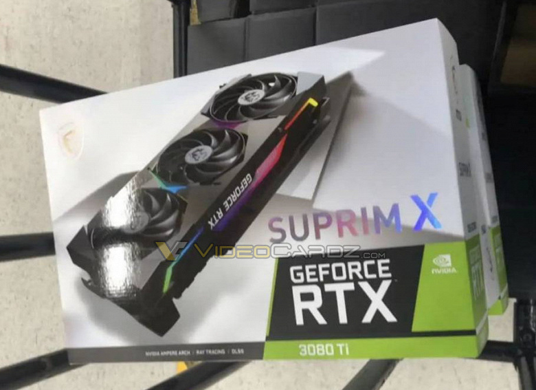 Вот она — GeForce RTX 3080 Ti. Первая фотография адаптера MSI в упаковке