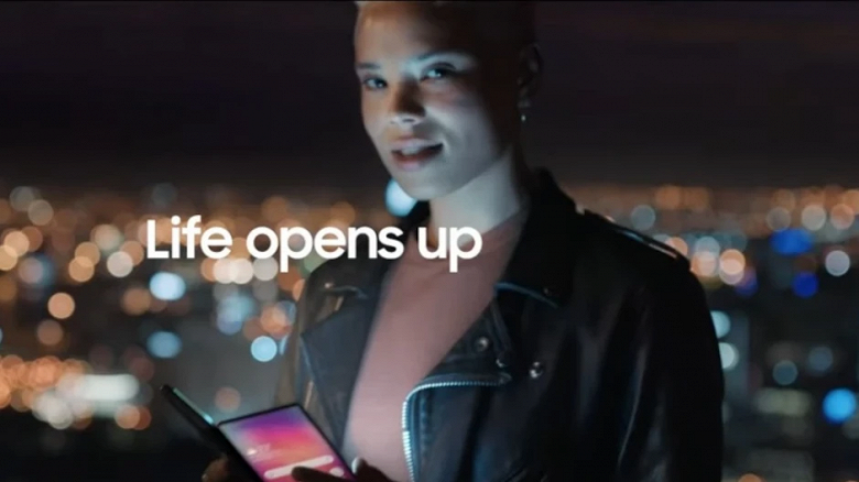 Samsung высмеяла iPhone в рекламе и показала загадочный смартфон с инновационным дизайном 