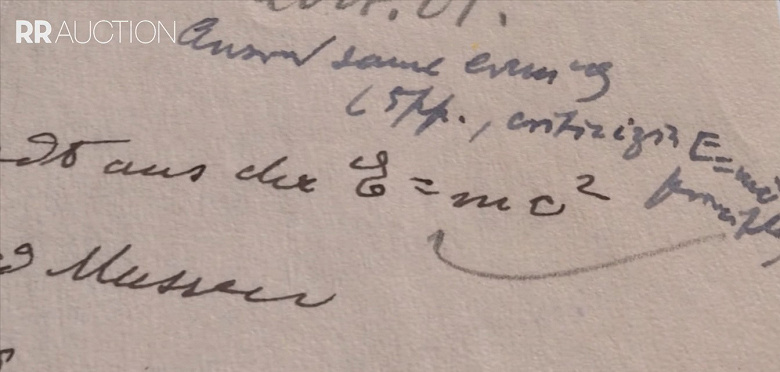 1,24 миллиона долларов за E=mc2. В США за огромную сумму продали рукописное письмо Эйнштейна со всем известной формулой