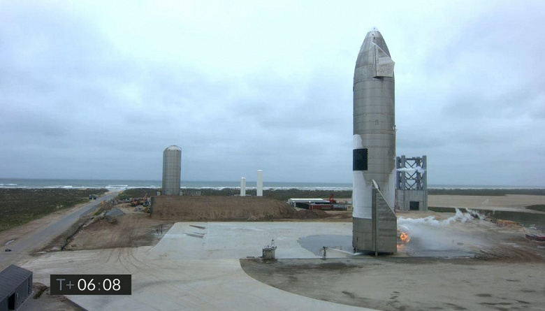 SpaceX впервые успешно запустила и вернула космический корабль Starship SN15 на Землю