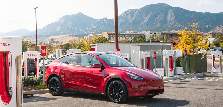 Tesla отзывает некоторые электромобили Tesla Model 3 и Model Y ради безопасности пользователей
